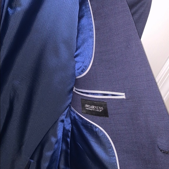 Men’s Suit Awesomeness Kenneth Cole - Picture 4 of 4